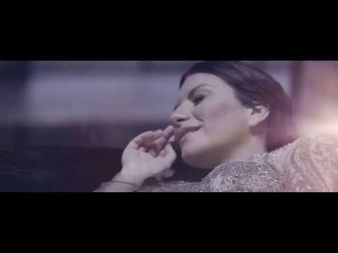 Laura Pausini - El valor de seguir adelante feat. Biagio Antonacci (Official Video)